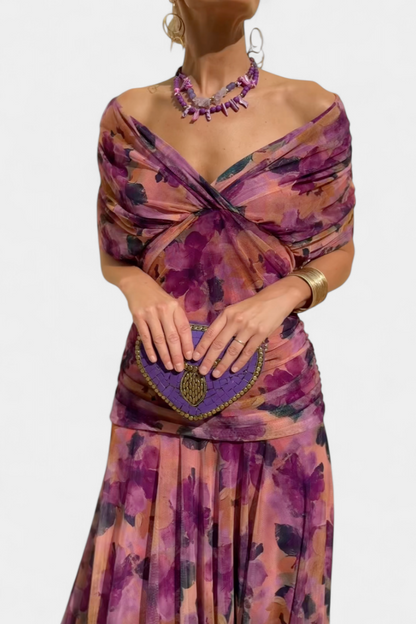Martina - Vestido Largo con Estampado Floral y Cuello en Uve