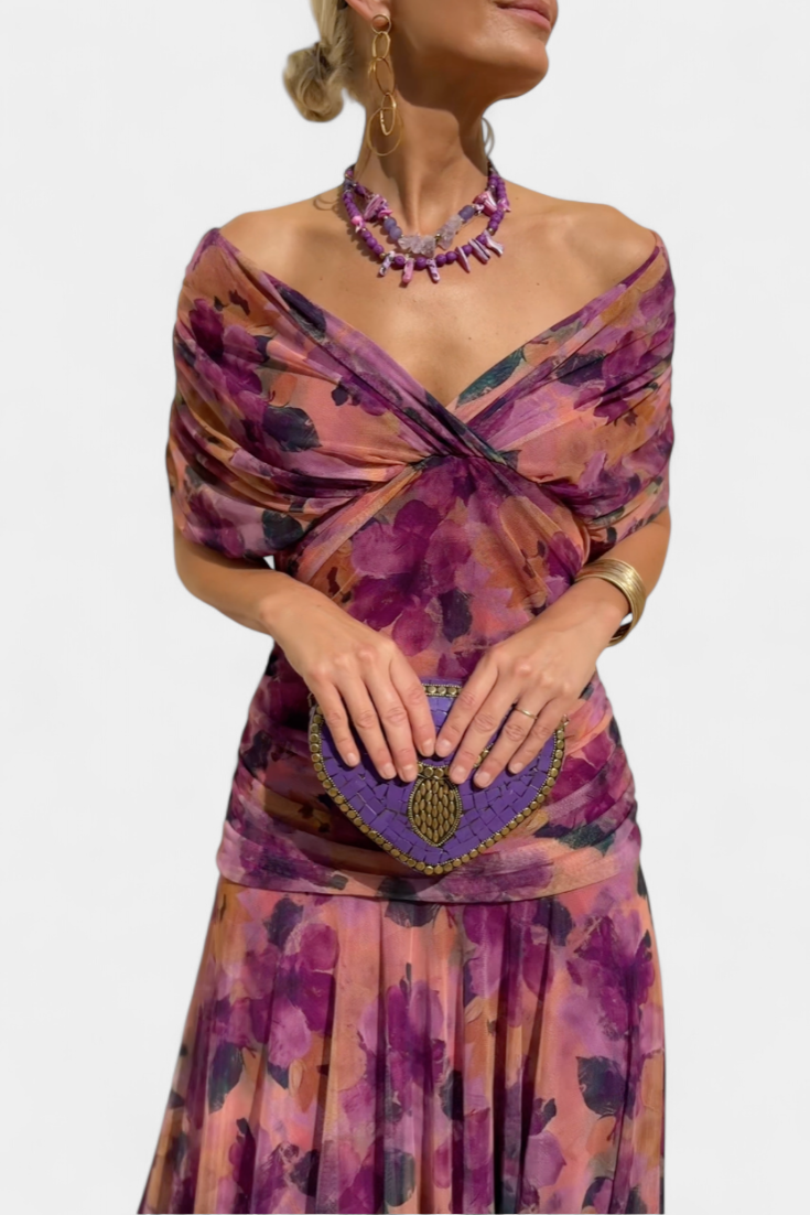Martina - Vestido Largo con Estampado Floral y Cuello en Uve